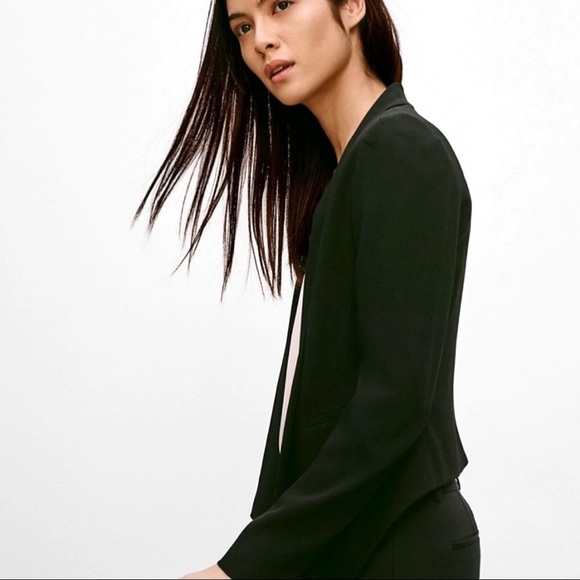 Aritzia Babaton Dominick Jacket size 2-4 - Picture 2 of 13